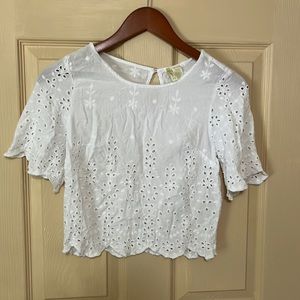 Adorable Japna white rayon eyelet embroidered crop top, sz XS